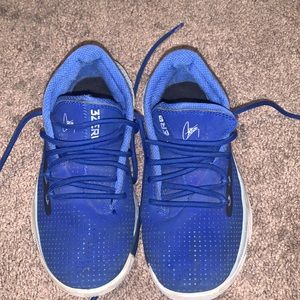 Steph Curry size 13 boys